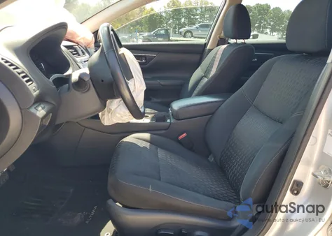 2018 Nissan Altima 2.5 z USA, uszkodzony, nr VIN 1N4AL3AP2JC119358